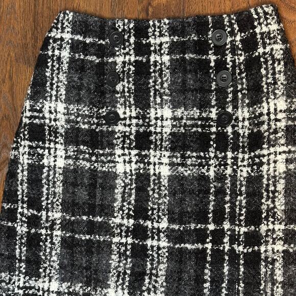 Halogen Y2K Academia Black Plaid Wool Blend Button Mini Tweed Skirt Sz 2 - Picture 2 of 6